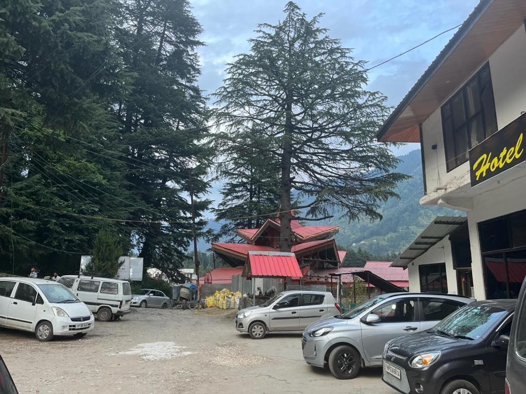 Hotel In Manali With Mountain View Near Mall Road Eksteriør billede